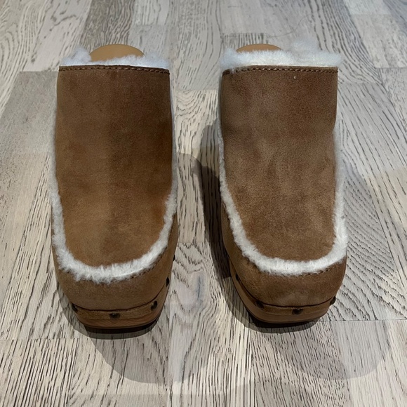 UGG Aubriana - chestnut - size 9 - Picture 2 of 7